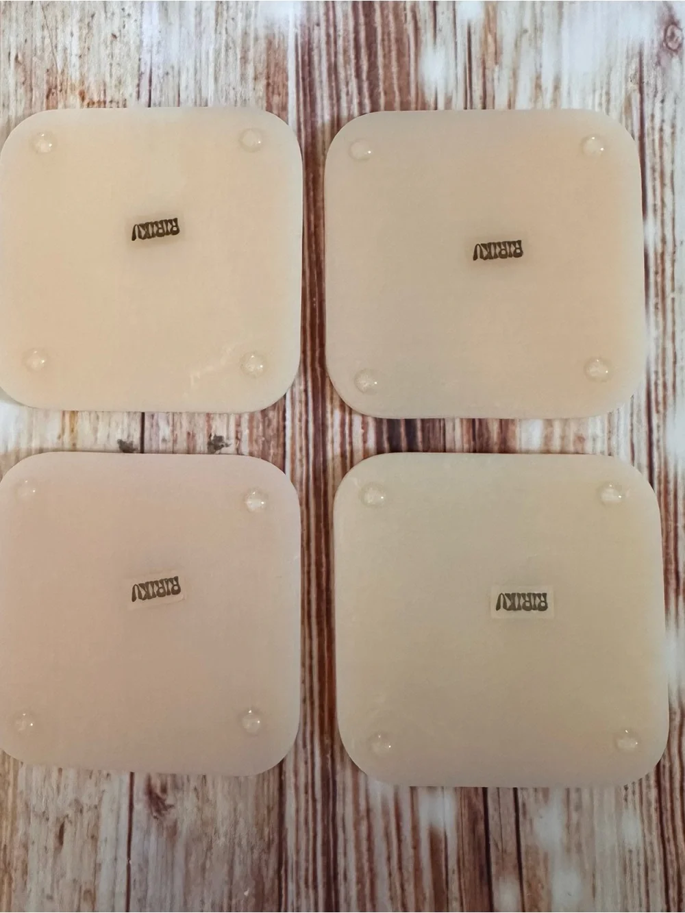Ririku Beige 4 Piece White Marbled Resin Coaster Set NWT
